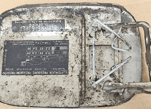 Mercedes W169 A klapka wlewu paliwa 5