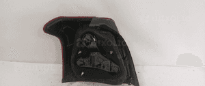 .  TYL TYLNA LAMPA PRAWA TOYOTA AVENSIS T25 2