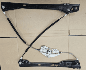 VW Golf 5 Plus podnośnik szyby przód przedniej prawej