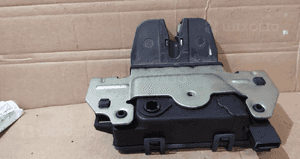 ZAMEK KLAPY TYŁ OPEL ASTRA H ZAFIRA B Nr 495058724 3
