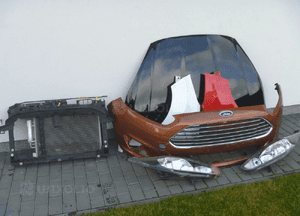 Ford fiesta MK7 błotnik prawy oryginał 2