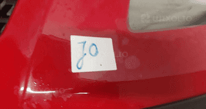 Zderzak przód przedni do toyota yaris 2 ii 3P0 czerwony halogeny 2