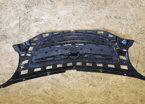 MASKOWNICA ATRAPY GRILLA Opel OE13282567 2