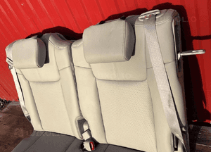 Jeep commander xk xh kanapa trzeci rząd idealna 9