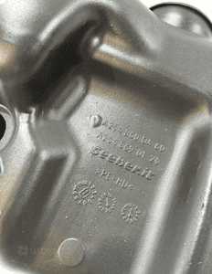 MERCEDES W204 W212 W218 Zbiornik płynu - 15689 6