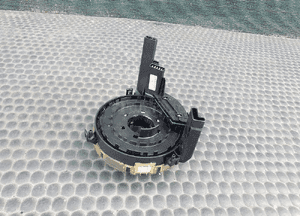 Tasma 8E0953541C Zwijak Kierownicy Czujnik Skretu Airbag Audi A4 B6 B7 19