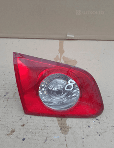 Vw passat B6 kombi lampa na klapę lewa 1