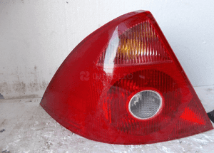 FORD MONDEO MK3 LAMPA PRAWY TYŁ 2