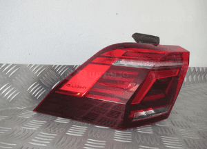 Lampa tylna tył prawa lewa vw tiguan ii 2 lift iq.light 5NA 2020- 21