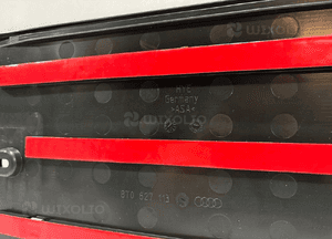 AUDI A5 8T Q5 8R Podkładka pod tablice USA - 16046 2
