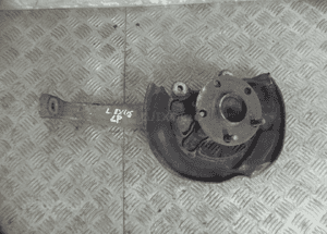 ZWROTNICA PIASTA LEWY  PRZÓD  LEXUS IS220 2,2 2
