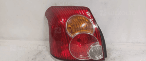 Tyl tylna lampa lewa toyota avensis T25 1