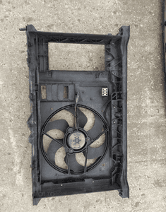 Peugeot 307 2.0 HDI pas przod przedni wentylator 2