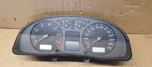 Licznik zegary VW Passat B5 1.8T 3B0920820 3