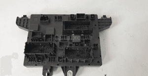 ASTRA J IV SKRZYNKA BEZPIECZNIKÓW MODUŁ BSI 133439 1