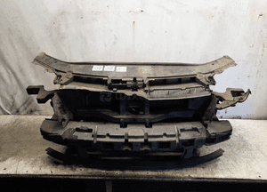 Pas przedni vw volkswagen passat B6 2.0TDI belka okular chłodnica wody wentylator obudowa zamek komplet 1