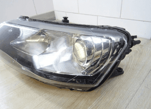Lampa skoda rapid 12-17 xenon lewy pród oe 5JB941015A llu 2