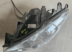 Peugeot 807 Citroen C8 lampa przód przednia  prawa lub lewa 13