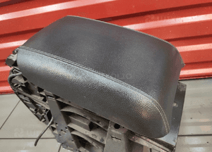 Mercedes r-klasa W251 podłokietnik oparcie schowek skóra czarny oryg ładny 1
