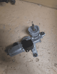 SILNICZEK WYCIERACZKI TYŁ COROLLA E12 85130-02020 5