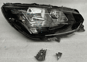 Lampa prawy przod peugeot 208 ii 2 9823193580 org 1