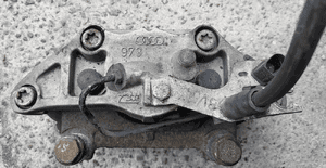 Audi A6 C6 zacisk hamulcowy przód przedni  lewy tarcza 321 (973) 7