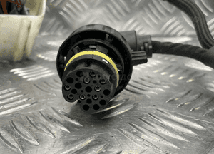 BMW F25 F26 WIĄZKA PRZEWÓD INSTALACJI SILNIKA 8570442 2