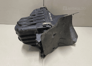 Vw passat B5 fl 2.0 alt obudowa filtra powietrza 3B0129605E 3