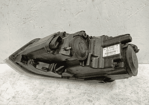 Lampa prawa prawy reflektor vw polo 6R 09-13 2