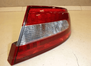 Jaguar xf X250 lampa prawy tył prawa 8X23-13404-BD 8