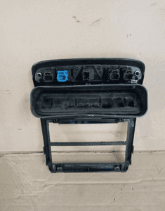 Panel Obudowa Ramka Nawiewu Peugeot 307 2