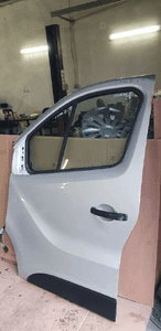 Drzwi lewy przód przednie lewe Opel Vivaro B Trafic III 3