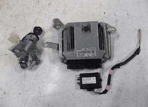 TOYOTA YARIS III 1.4 D4D ZESTAW STARTOWY 89661-0DE80 2