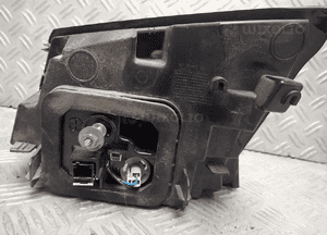 Lampa lewy tył peugeot 5008 ii 2