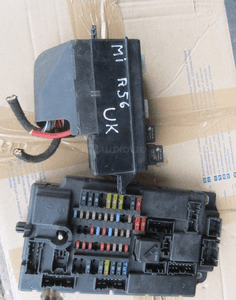 MINI R 50 52 skrzynka bezpieczników SAM bsi moduł