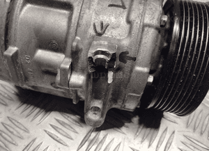 BMW F20 F22 F80 F82 KOMPRESOR SPRĘŻARKA KLIMATYZACJI 9332781 7
