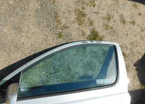 yaris drzwi kolor 199 nr 32102 WYSYŁKA 2