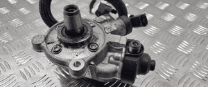 BMW E60 E81 E83 E90 E91 KOMPLET POMPA WTRYSKI 7797877 8