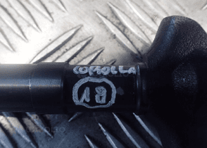 Wtryskiwacz 23670-0G040 2.0D4D avensis T25 rav 4 verso radom 2