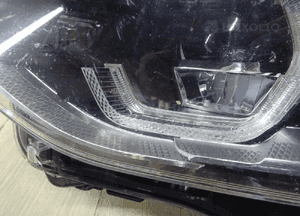 8739653-02 lampa lewa  przód  BMW X3 G01 X4 G02 ADAPTIVE LED 4