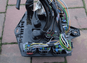 Jagaur xj X351 skrzynka moduł bsi bezpiecznik 11