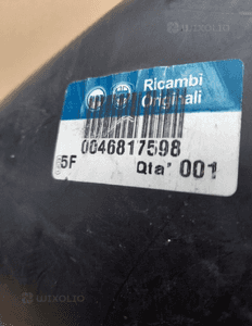 Wlot chłodnicy oleju lancia lybra 2.4 jtd 46817598 2