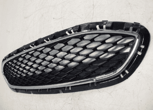 Ford fiesta MK8 17- grill atrapa chłodnicy zderzaka 5