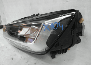 Audi Q2 lift led lampa przednia lewa przód 4