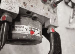 Mitsubishi outlabder iii 2.2D pompa abs 4670A666 2