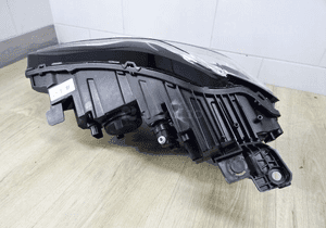 LAMPA prawa PRZÓD CITROEN DS3 CROSSBACK 9820840580 7