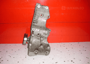 Łapa uchwyt wieszak audi A4 8E0 1.8T 06B903143L 1