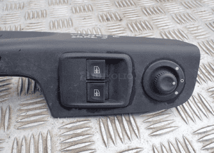 VIVARO III TRAFIC PRZEŁĄCZNIK PODNOŚNIKA SZYBY 1