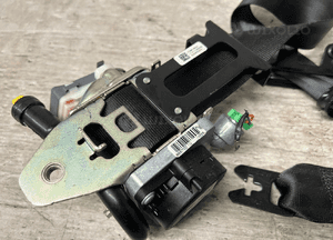 Volvo V60 i 10-13 pas bezpieczenstwa prawy przod 616155800 4