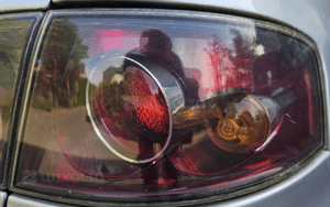 Seat Ibiza 02 lampa w blotnik prawa lewa   tyl tylna 2